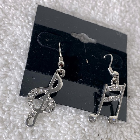 Silver Musical Note Earrings - Picture 3 of 8